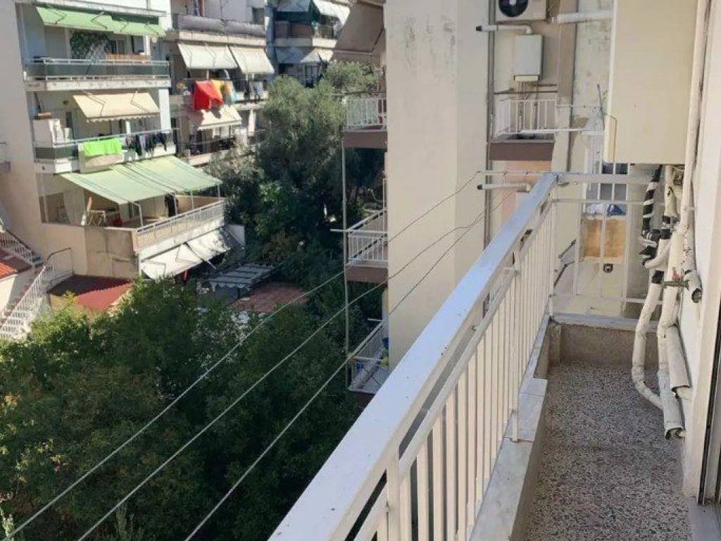 Forumland Real Estate, Βεράντες