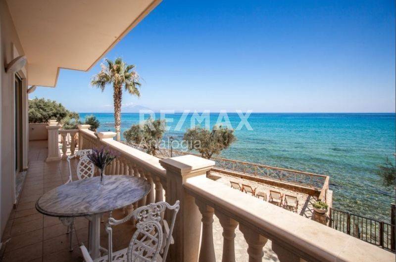 Θέα από μπαλκόνι