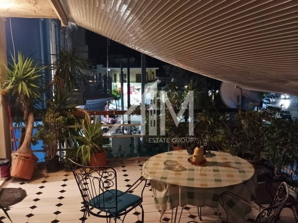 Θέα από μπαλκόνι