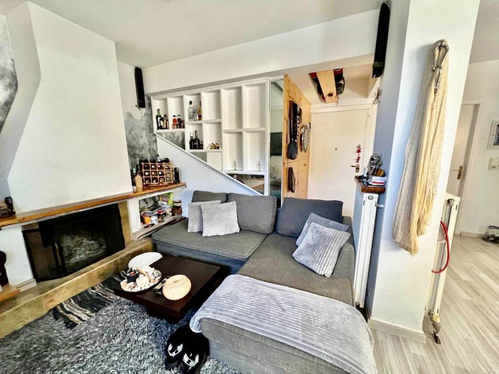 Στούντιο με ανεξάρτητη είσοδο