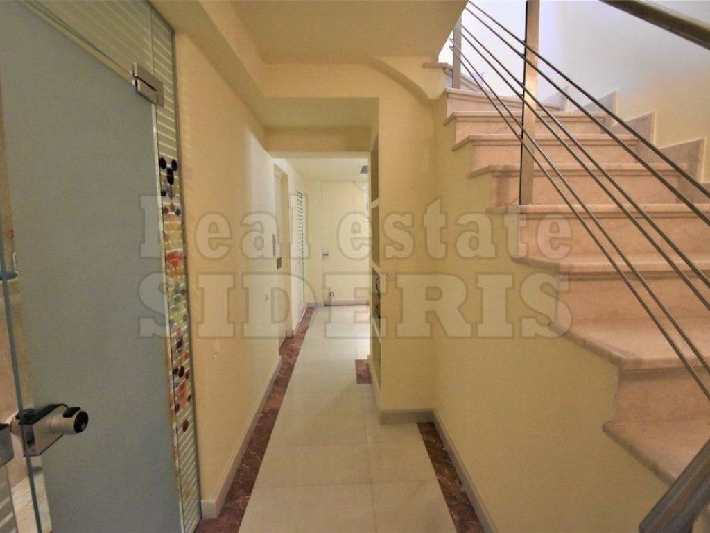 Διάδρομος ορόφου