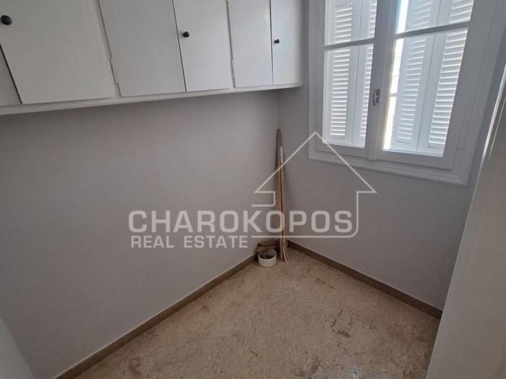 Δωμάτιο Υπηρεσίας