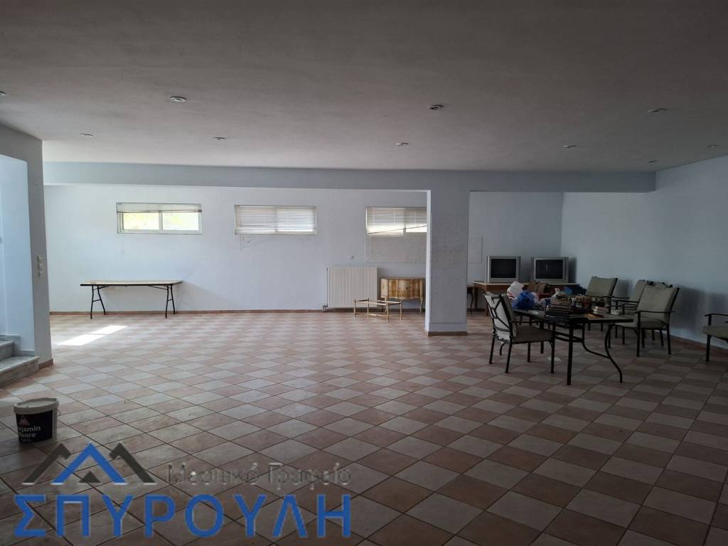 Εσωτερικοι χώροι