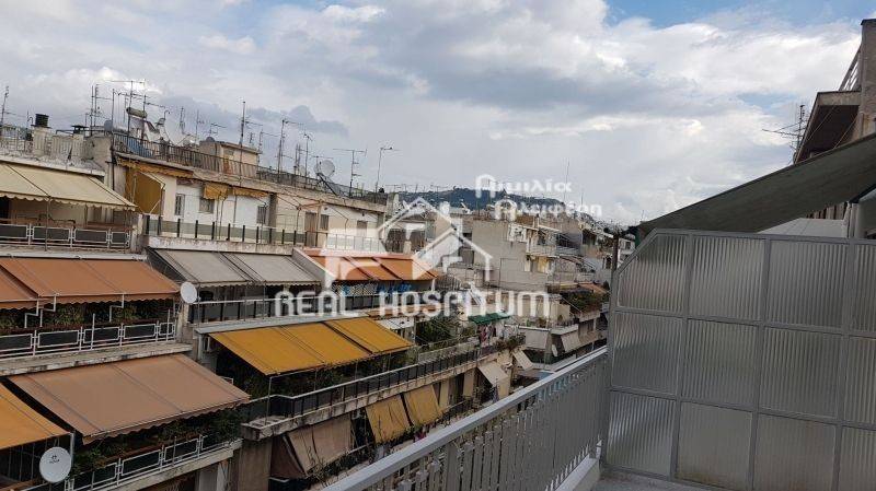 Θέα από μπαλκόνι