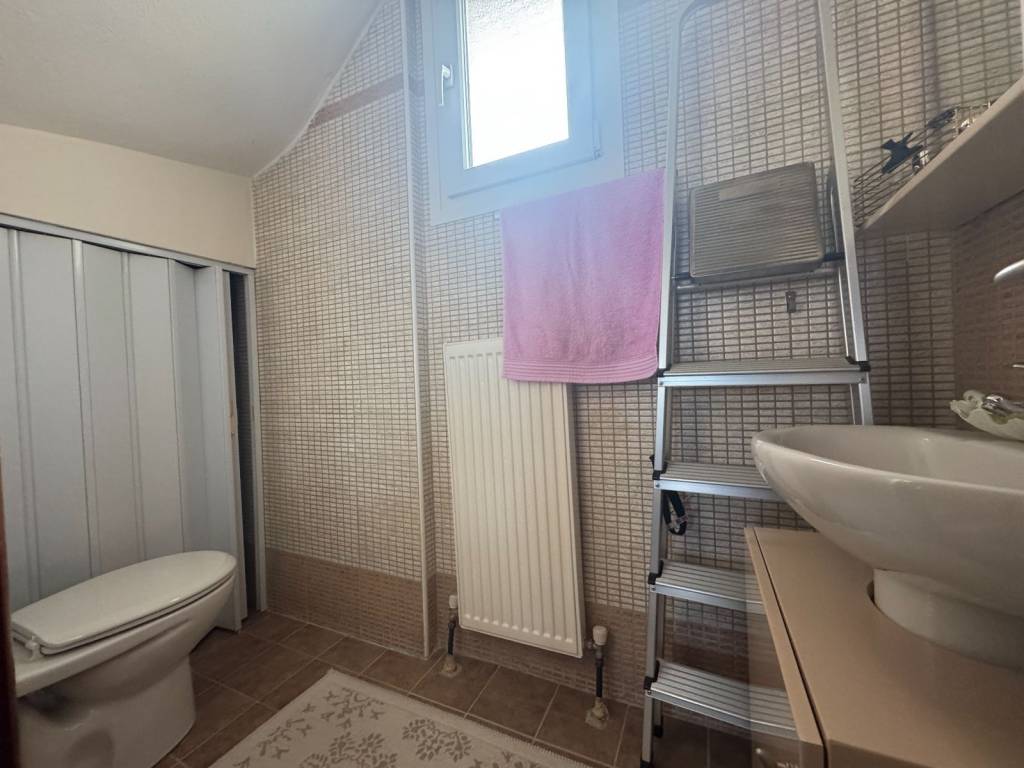 Toyaleta sto isogeio