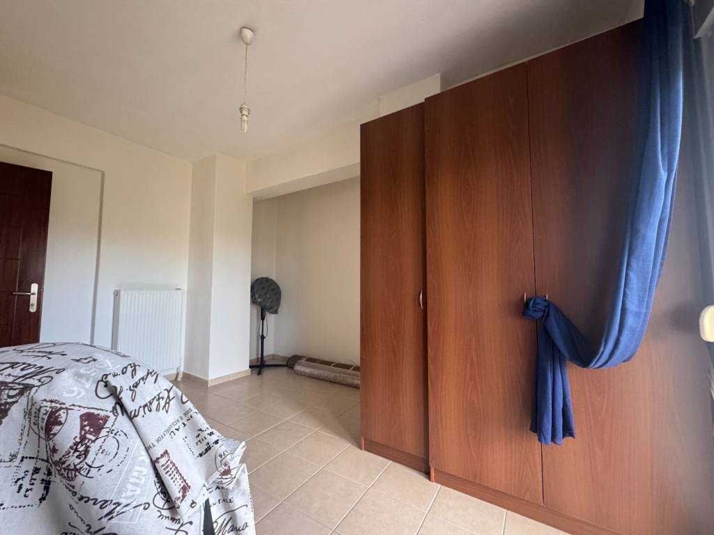 Ypnodomatio ston 1o oropho