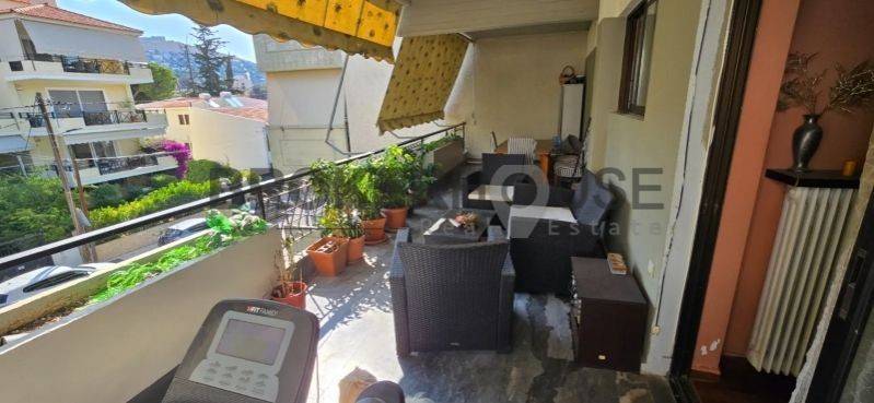 Θέα από μπαλκόνι