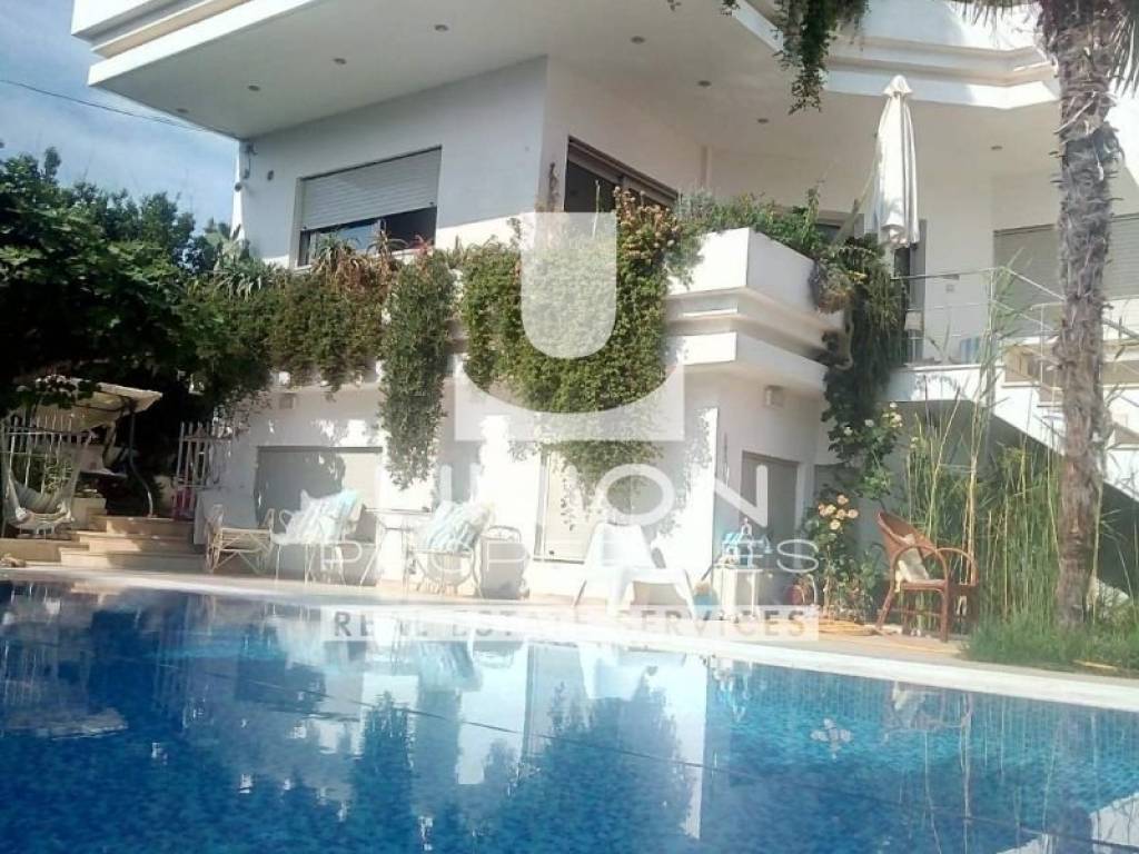 Θέα από μπαλκόνι