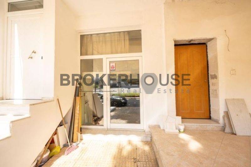 Είσοδος οικοδομής