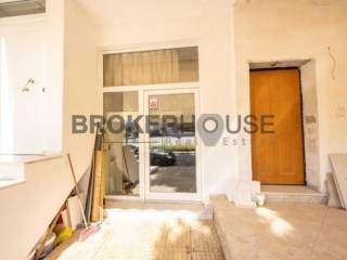 Είσοδος οικοδομής