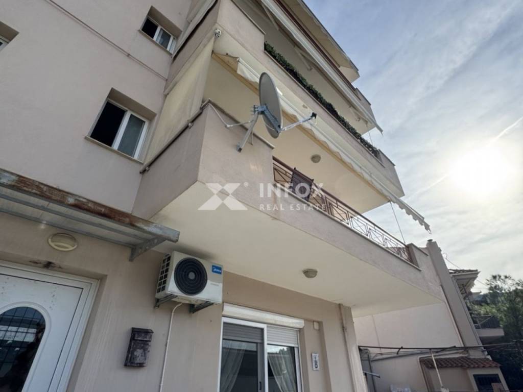 Θέα από μπαλκόνι