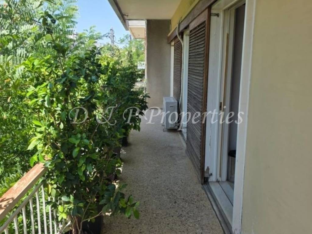 Βεράντα προσόψεως