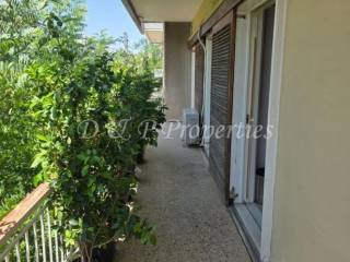 Βεράντα προσόψεως