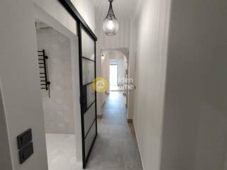 Χολ - Διάδρομος