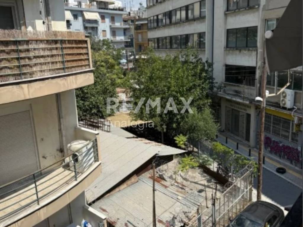 Θέα από μπαλκόνι