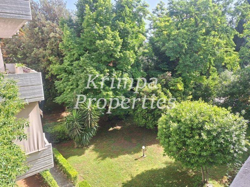 Θέα από μπαλκόνι