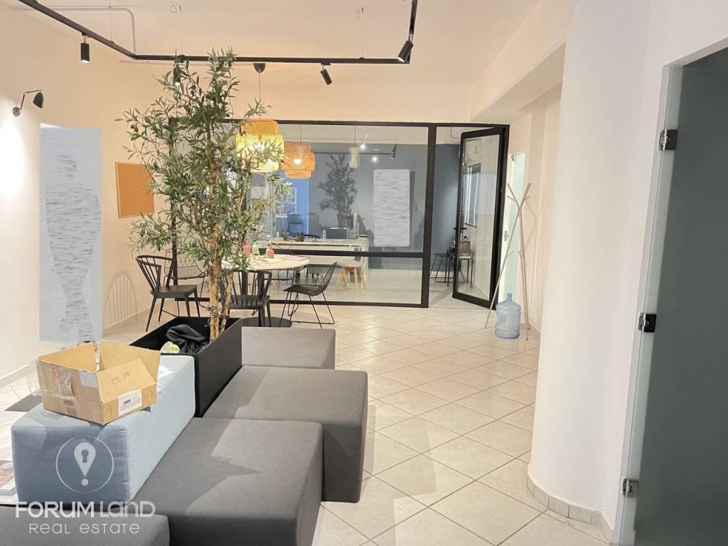 Forumland Real Estate, 180τ.μ. 2ου ορόφου