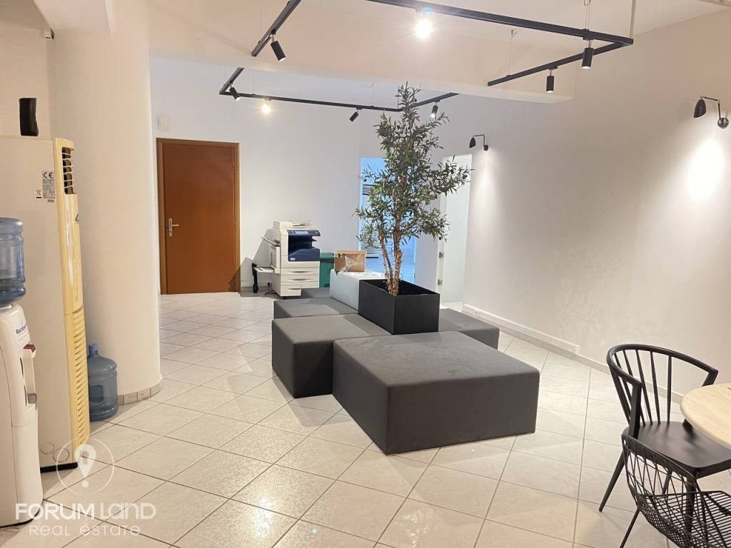 Forumland Real Estate, 180τ.μ. 2ου ορόφου