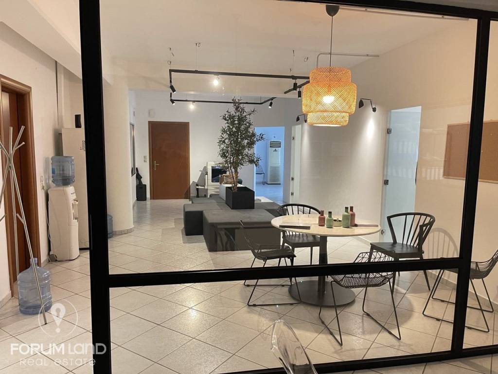 Forumland Real Estate, 180τ.μ. 2ου ορόφου