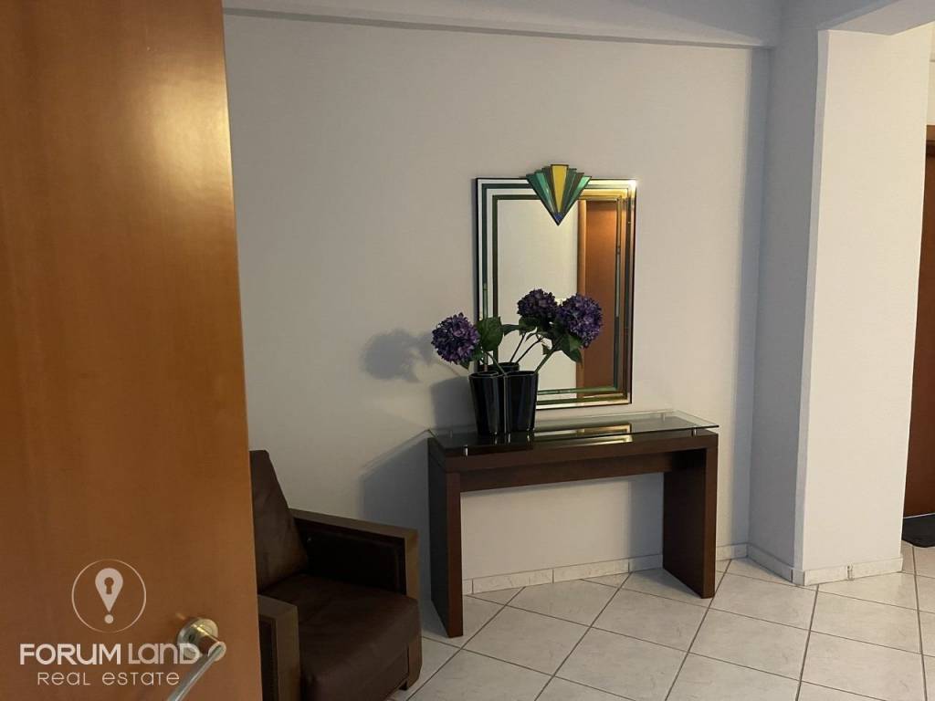 Forumland Real Estate, 180τ.μ. 2ου ορόφου