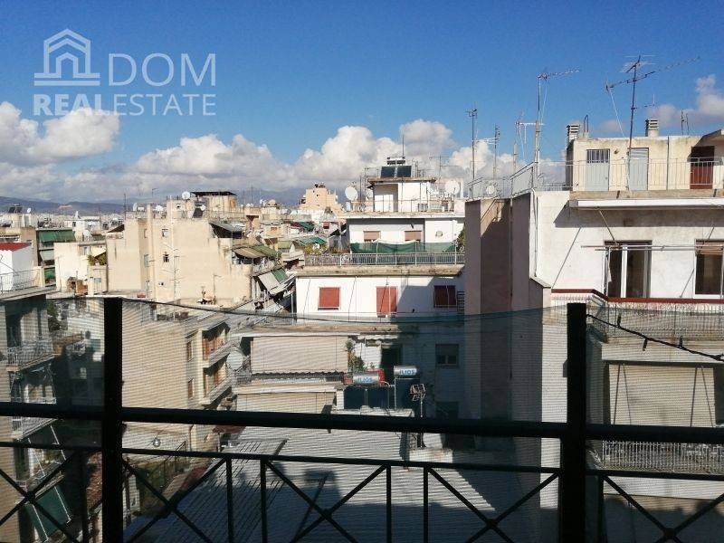 Θέα από μπαλκόνι