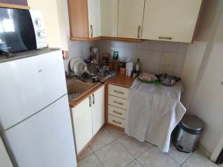 ANYPLACE MESITIKES YPERESIES