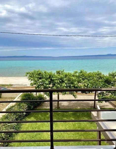 ANYPLACE MESITIKES YPERESIES