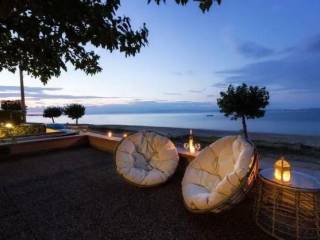 ANYPLACE MESITIKES YPERESIES