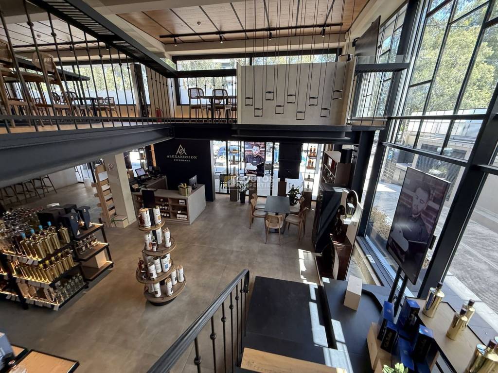 Εσωτερικοι χώροι