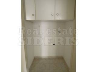 Χώρος για το πλυντήριο και ντουλάπια