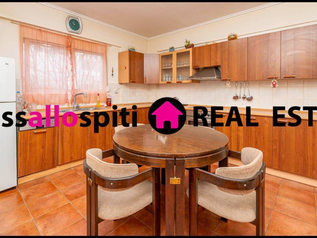 ΚΟΥΖΙΝΑ - ΜΕΣΑΙΟ ΕΠΙΠΕΔΟ