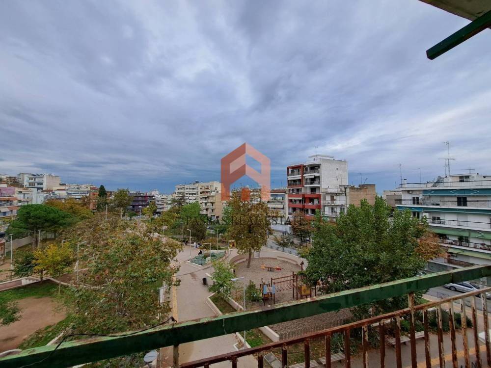 Θέα απο μπαλκόνι