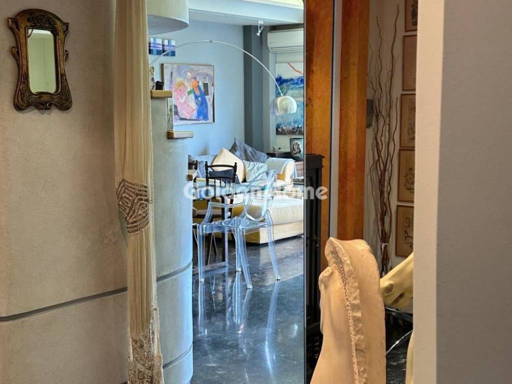 Χολ - Διάδρομος