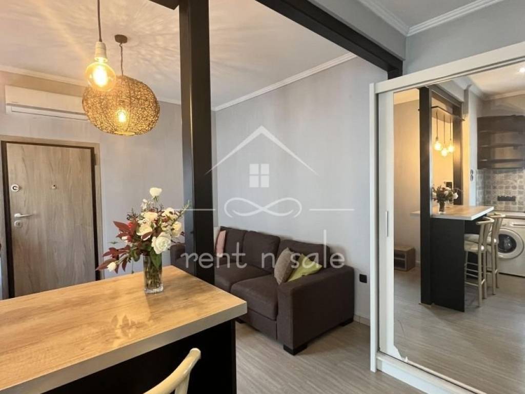 Σαλοκουζίνα