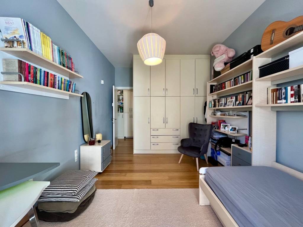 likavittos_commercial_office_for_sale