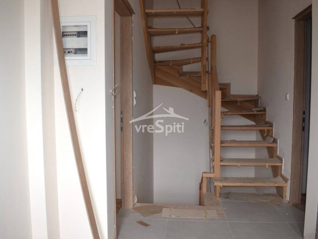 ΕΣΩΤΕΡΙΚΗ ΣΚΑΛΑ