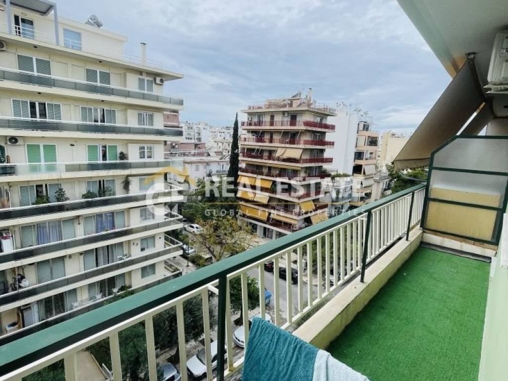 Θέα από μπαλκόνι