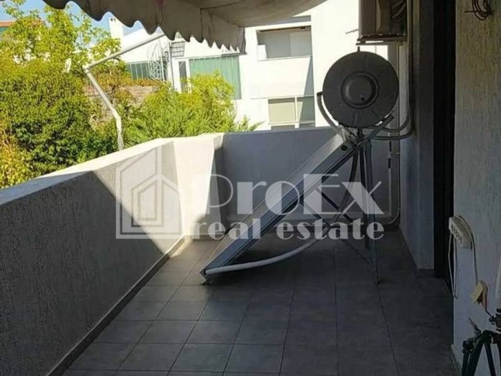 Θέα από μπαλκόνι