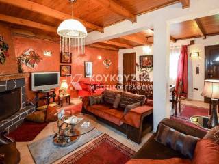 Σαλοκουζίνα