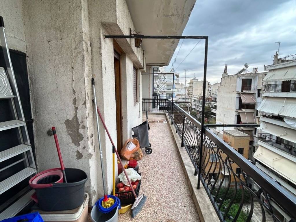 ΠΙΣΩ ΒΕΡΑΝΤΑ