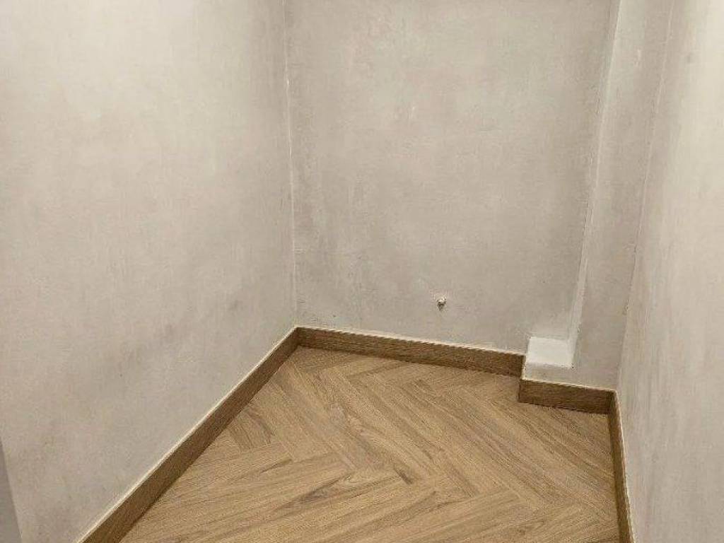 Forumland Real Estate, Αποθήκη