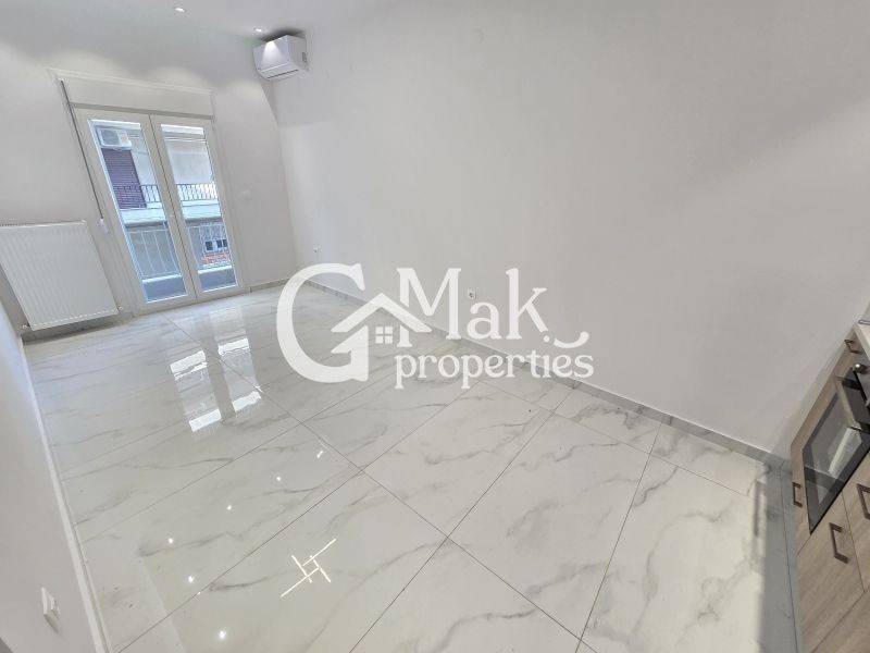 Σαλοκουζίνα