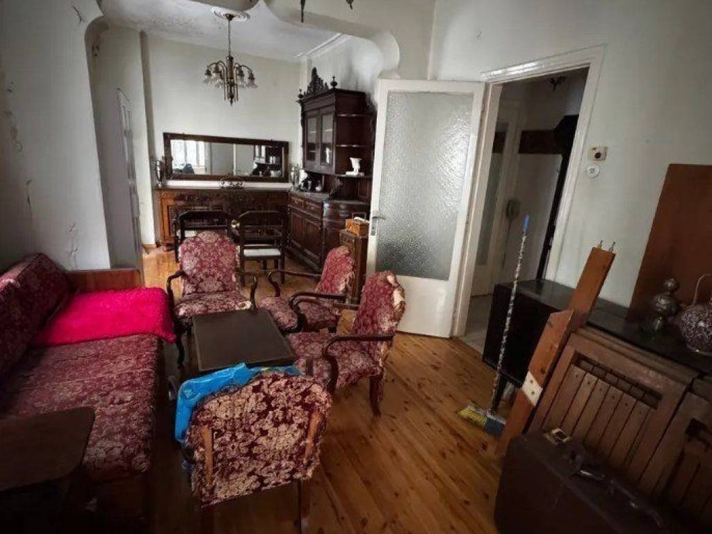 Forumland Real Estate, Καθιστικό