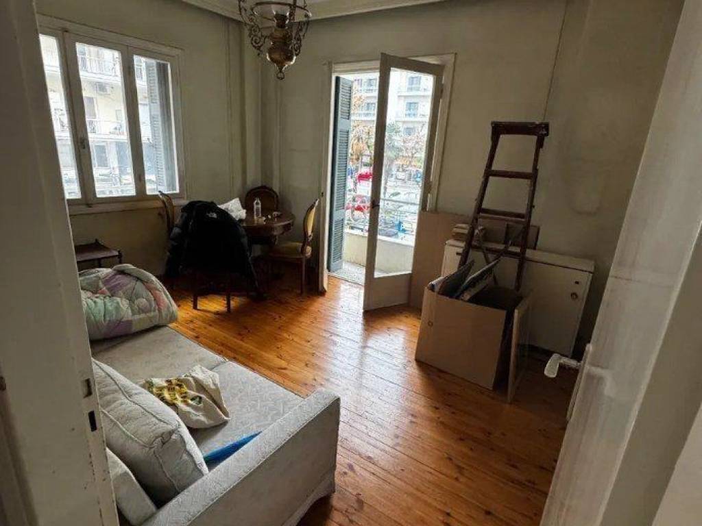 Forumland Real Estate, Καθιστικό