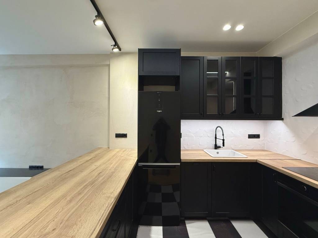 exarcheia_residential_apartment_for_rent