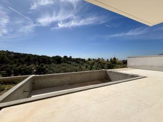 Θέα από μπαλκόνι