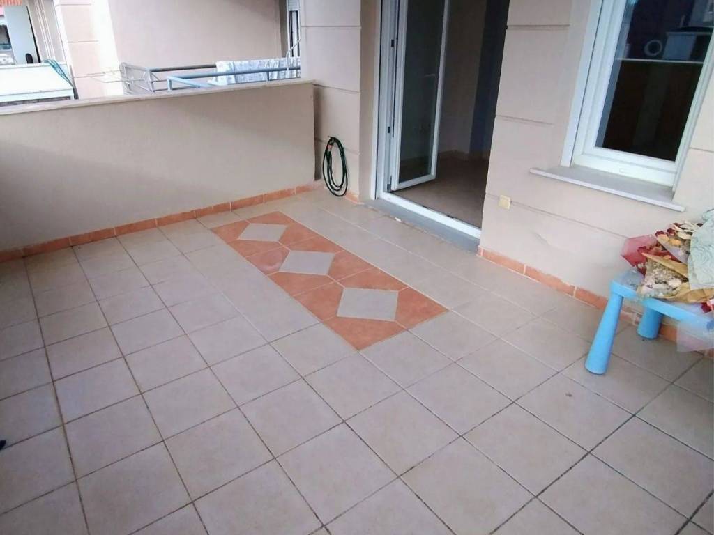 ΒΕΡΑΝΤΑ ΔΕΥΤΕΡΟΥ ΟΡΟΦΟΥ ΣΤΗΝ ΚΡΕΒΑΤΟΚΆΜΑΡΑ