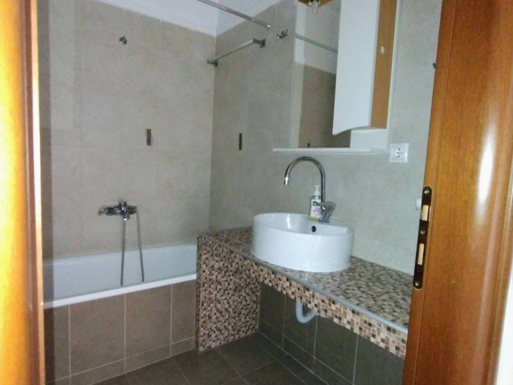 ΤΟ ΜΠΑΝΙΟ ΣΤΑ ΥΠΝΟΔΩΜΑΤΙΑ