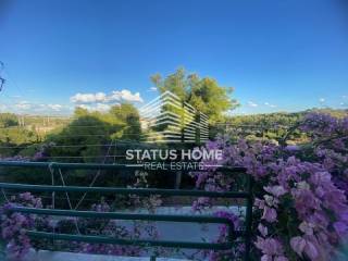 Θέα από μπαλκόνι