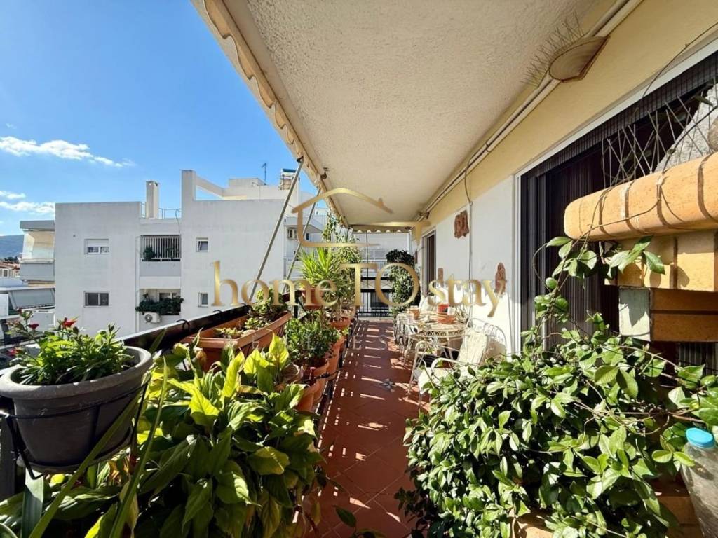 Θέα από μπαλκόνι